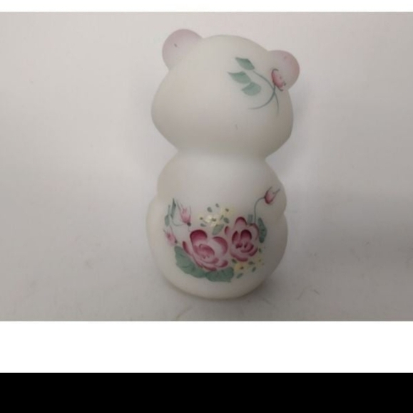 Vintage Fenton hand painted satin glass bear figurine, signed - Picture 5 of 10